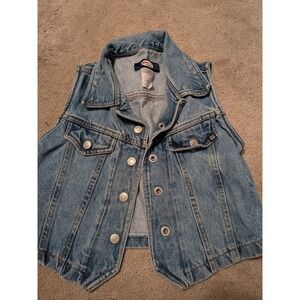 Jordache Denim Kids Vintage Blue Jean Vest Medium Wash Size 6X Cotton Trucker
